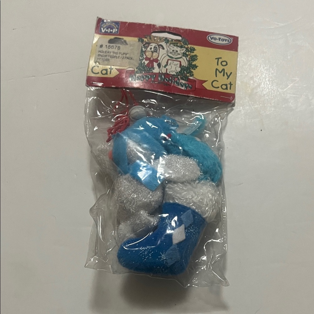 HOLIDAY BIG PUPS SNOW PEOPLE CAT TOY‎